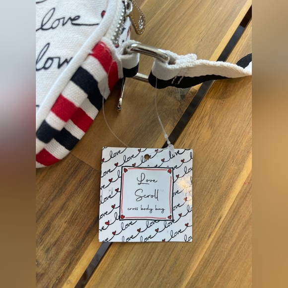 NWT Brighton "LOVE SCROLL" Canvas Crossbody Bag (MSRP $88) - Picture 3 of 7